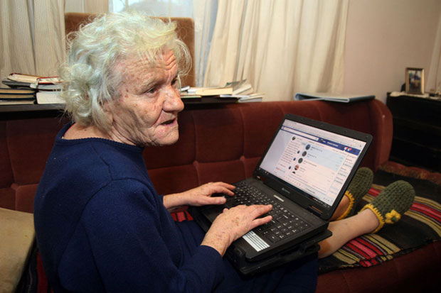 Бака Лепа најстарија Јутјуберка